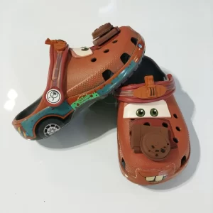 Zuecos estilo cocodrilo Sandalias deslizantes Disney Cars Mater Zapatos de playa transpirables antideslizantes Zapatos casuales al aire libre para niños y niñas