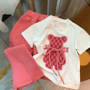 Conjunto de ropa de verano para niñas pequeñas, camiseta de oso de dibujos animados y pantalones acampanados, traje para niños, chándal de manga corta con parte superior inferior