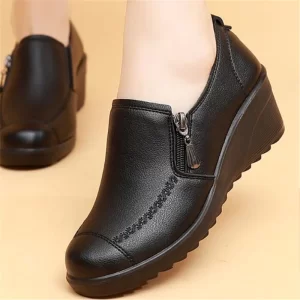 Zapatos clásicos de piel auténtica para mujer, calzado informal de punta redonda, cómodos, con cuña, a la moda, para primavera y otoño, 10 modelos