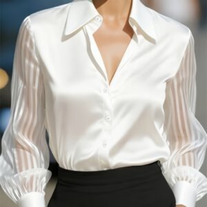 Elegante camisa de satén blanco direccional para mujer, transparencia con rayas y mangas abullonadas, top elegante francés para el trabajo o el viaje